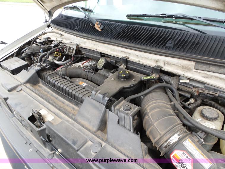 image for item DB4511 2005 Ford E450 Super Duty Girardin shuttle bus