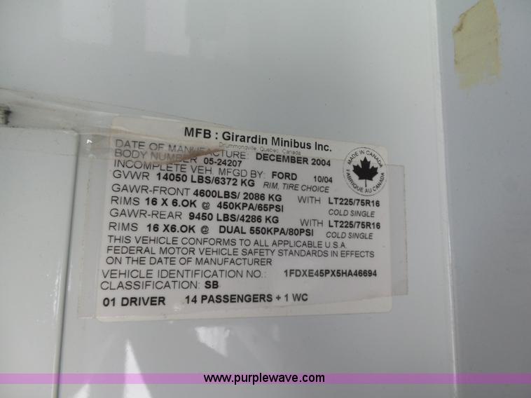 image for item DB4511 2005 Ford E450 Super Duty Girardin shuttle bus