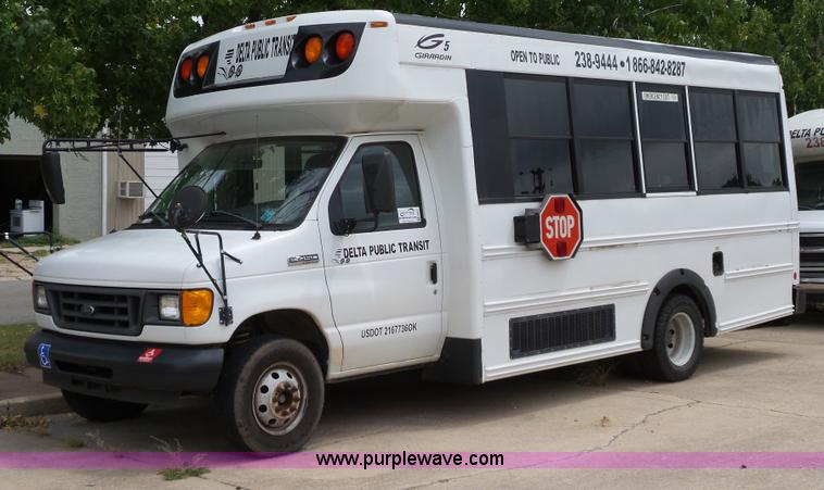 image for item DB4512 2006 Ford E450 Super Duty Girardin shuttle bus