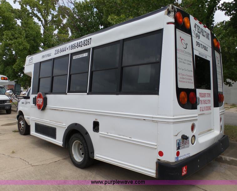 image for item DB4512 2006 Ford E450 Super Duty Girardin shuttle bus