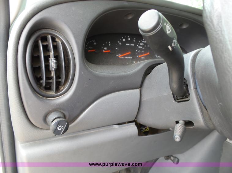 image for item DB4512 2006 Ford E450 Super Duty Girardin shuttle bus