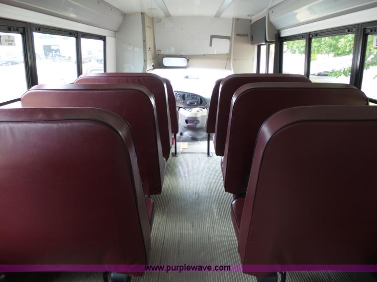image for item DB4512 2006 Ford E450 Super Duty Girardin shuttle bus