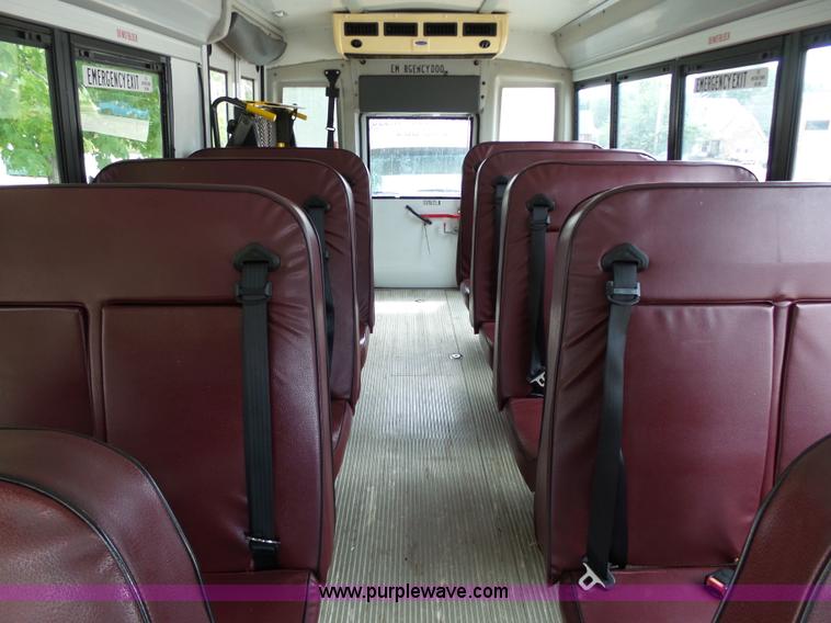 image for item DB4512 2006 Ford E450 Super Duty Girardin shuttle bus