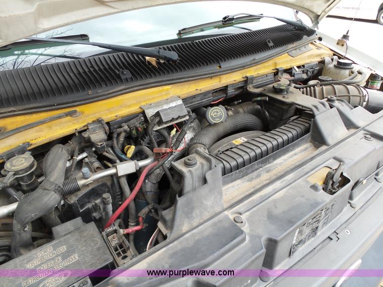 image for item DB4512 2006 Ford E450 Super Duty Girardin shuttle bus