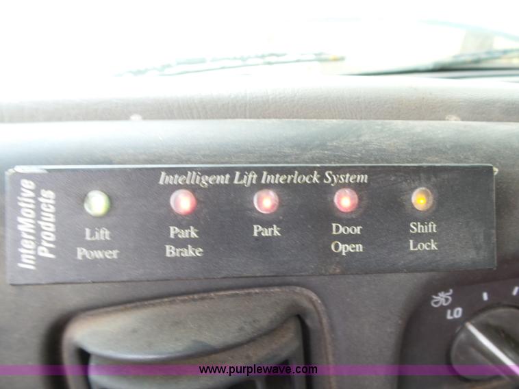 image for item DB4513 2001 Chevrolet Express 3500 Cargo Startrans shuttle bus