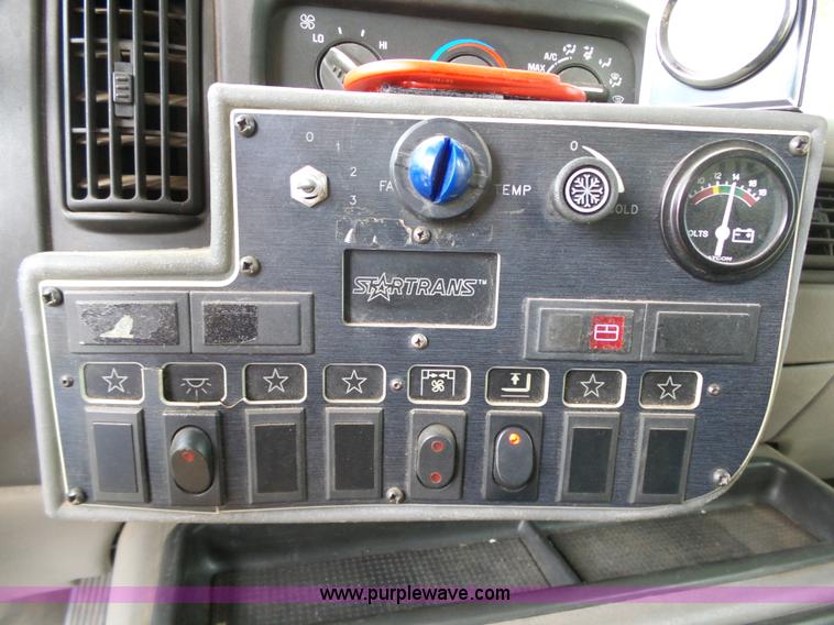 image for item DB4513 2001 Chevrolet Express 3500 Cargo Startrans shuttle bus