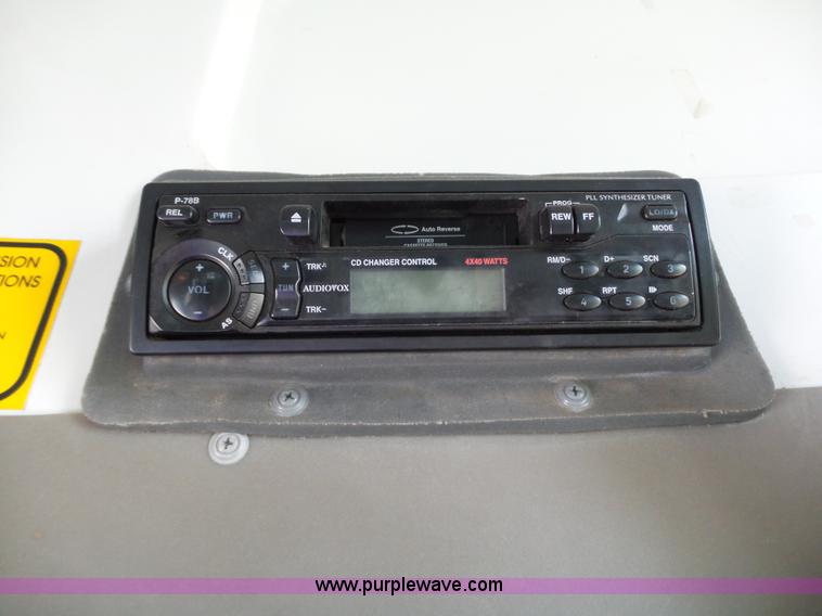 image for item DB4513 2001 Chevrolet Express 3500 Cargo Startrans shuttle bus