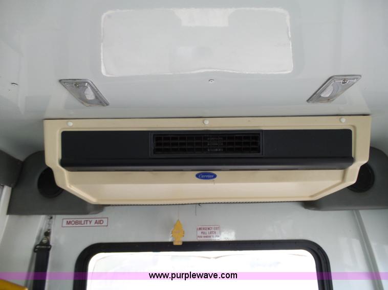 image for item DB4513 2001 Chevrolet Express 3500 Cargo Startrans shuttle bus