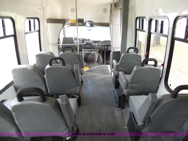 image for item DB4513 2001 Chevrolet Express 3500 Cargo Startrans shuttle bus