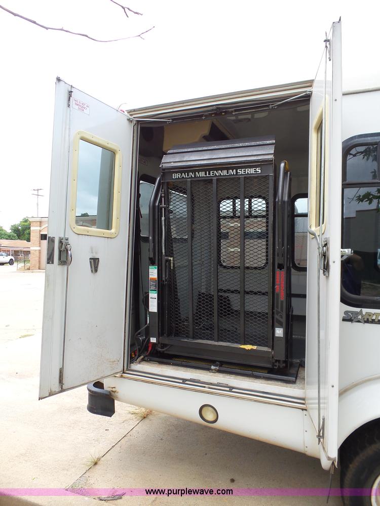 image for item DB4513 2001 Chevrolet Express 3500 Cargo Startrans shuttle bus