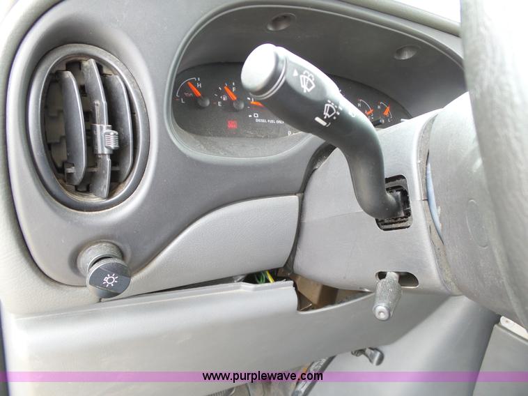 image for item DB4514 2006 Ford E450 Super Duty Girardin shuttle bus