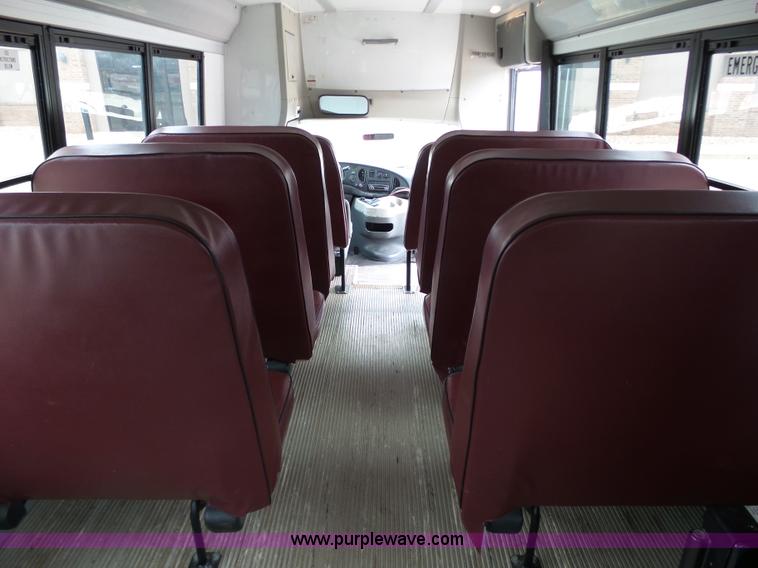image for item DB4514 2006 Ford E450 Super Duty Girardin shuttle bus