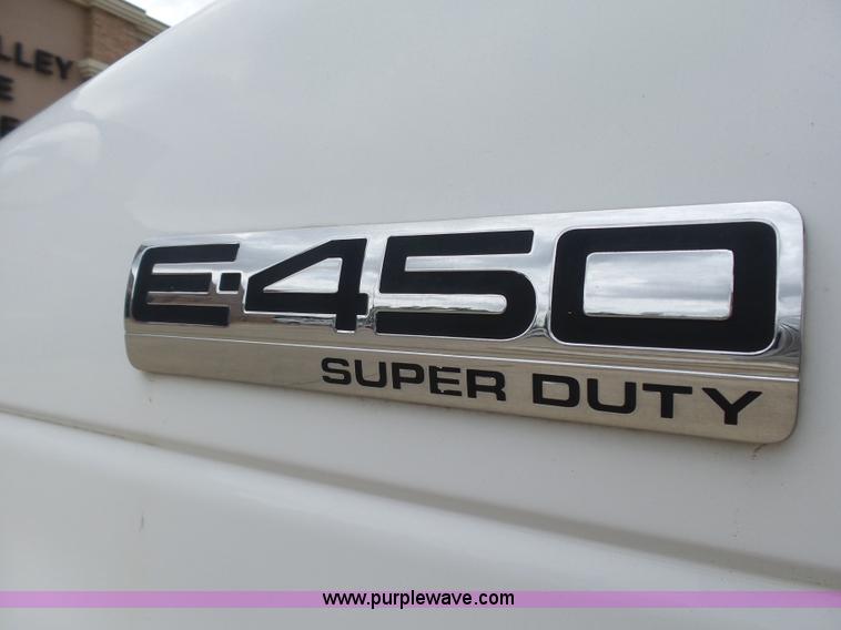 image for item DB4514 2006 Ford E450 Super Duty Girardin shuttle bus