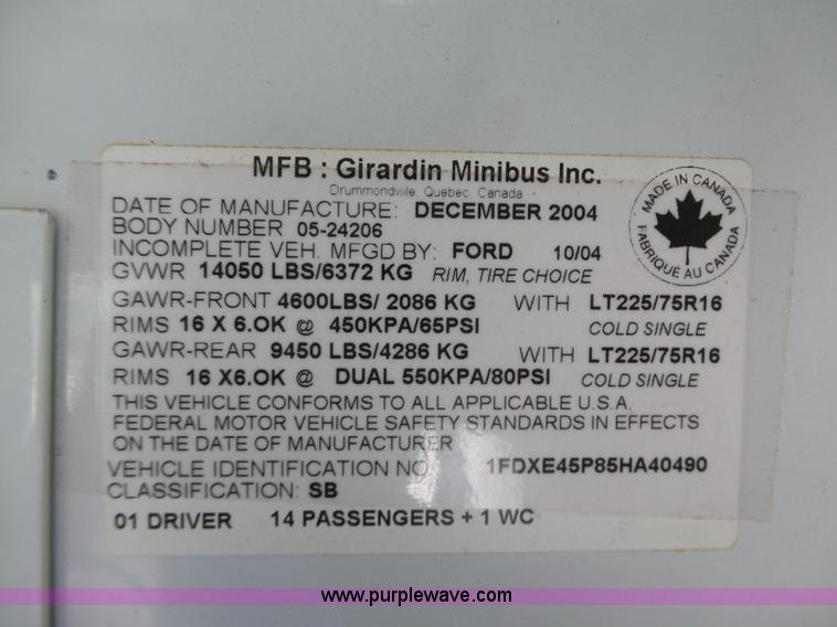 image for item DB4515 2005 Ford E450 Super Duty shuttle bus