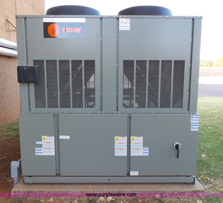 image for item DB4516 2012 Trane U12M33712 air-cooled scroll packaged chiller