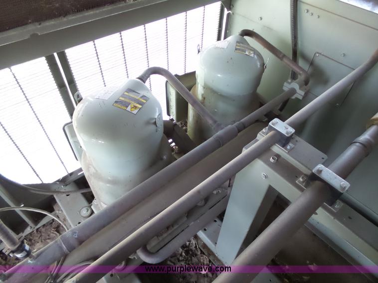 image for item DB4516 2012 Trane U12M33712 air-cooled scroll packaged chiller