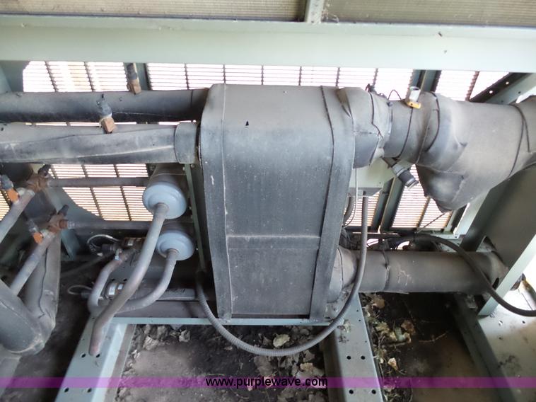 image for item DB4516 2012 Trane U12M33712 air-cooled scroll packaged chiller