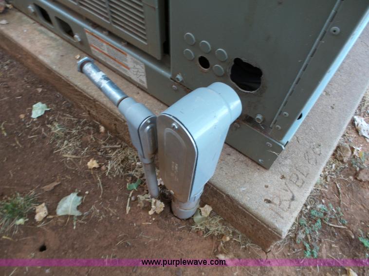 image for item DB4516 2012 Trane U12M33712 air-cooled scroll packaged chiller