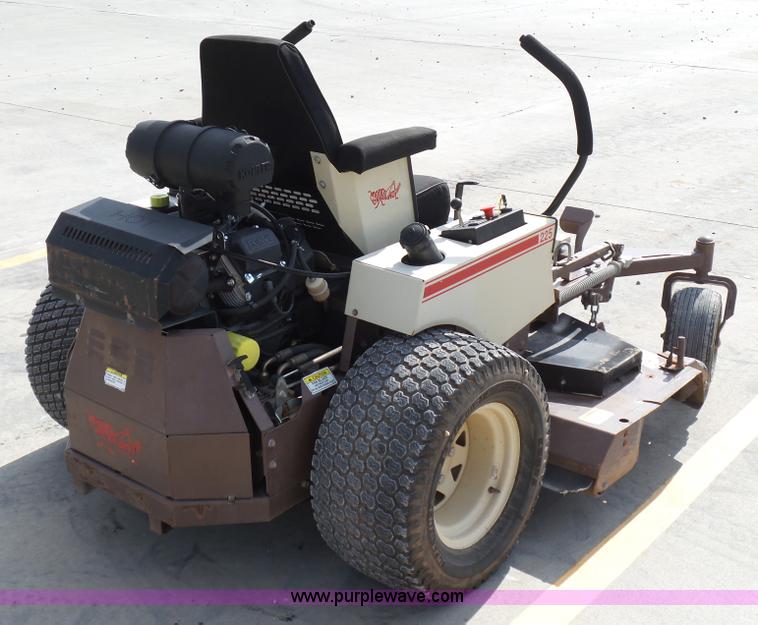 image for item DB4517 Grasshopper 225 ZTR lawn mower
