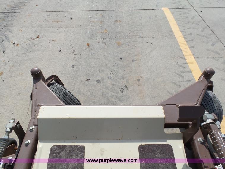 image for item DB4517 Grasshopper 225 ZTR lawn mower