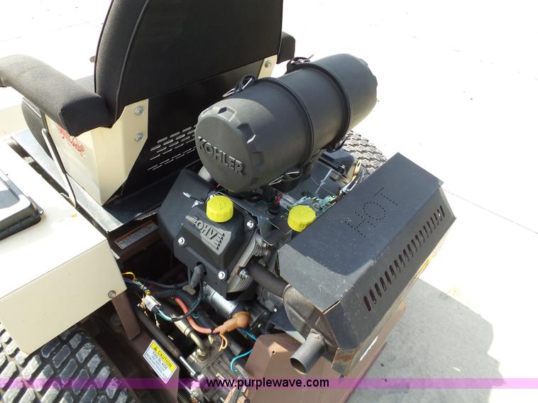 image for item DB4517 Grasshopper 225 ZTR lawn mower