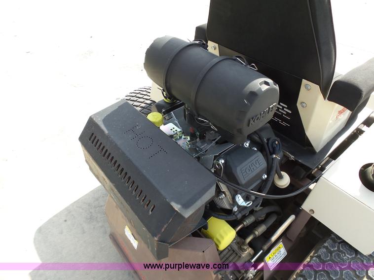 image for item DB4517 Grasshopper 225 ZTR lawn mower