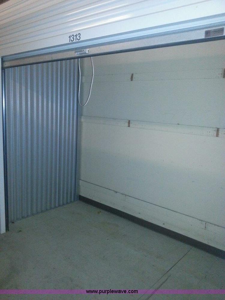 image for item F1804 (86) 2007 in-door storage units