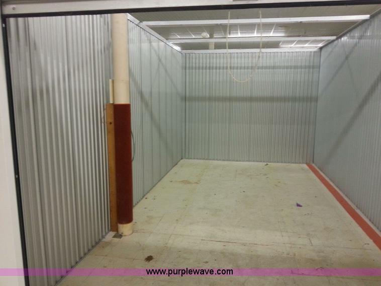 image for item F1804 (86) 2007 in-door storage units