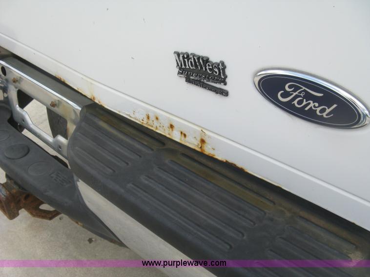 image for item J2756 2007 Ford F350 Super Duty XL Crew Cab pickup truck