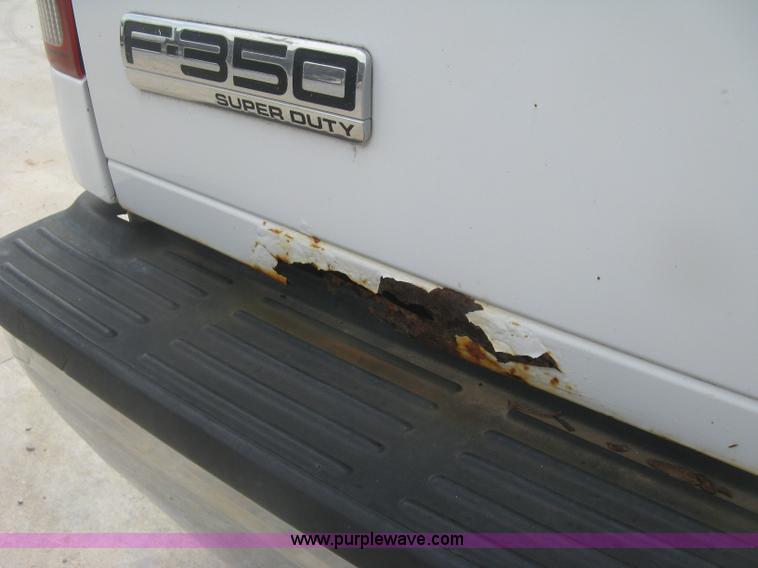 image for item J2756 2007 Ford F350 Super Duty XL Crew Cab pickup truck