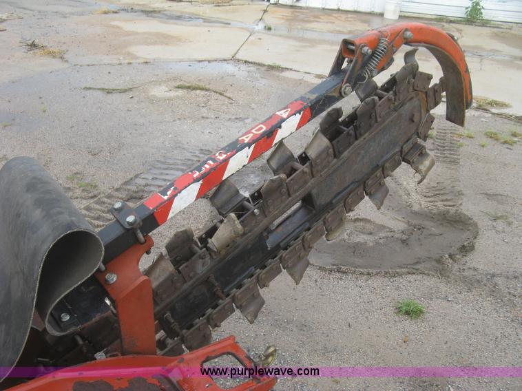 image for item J2757 2013 Ditch Witch RT24 trencher