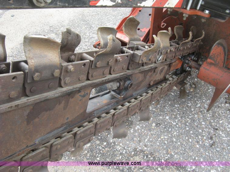 image for item J2757 2013 Ditch Witch RT24 trencher