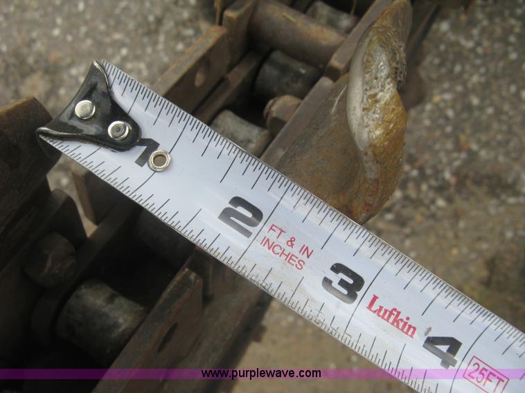 image for item J2757 2013 Ditch Witch RT24 trencher