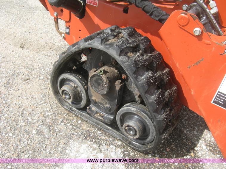 image for item J2757 2013 Ditch Witch RT24 trencher