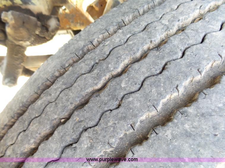 image for item K1149 1975 International Transtar 4300 semi truck