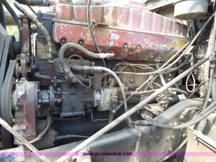 image for item K1149 1975 International Transtar 4300 semi truck