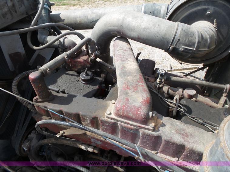 image for item K1149 1975 International Transtar 4300 semi truck