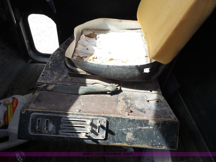 image for item K1149 1975 International Transtar 4300 semi truck