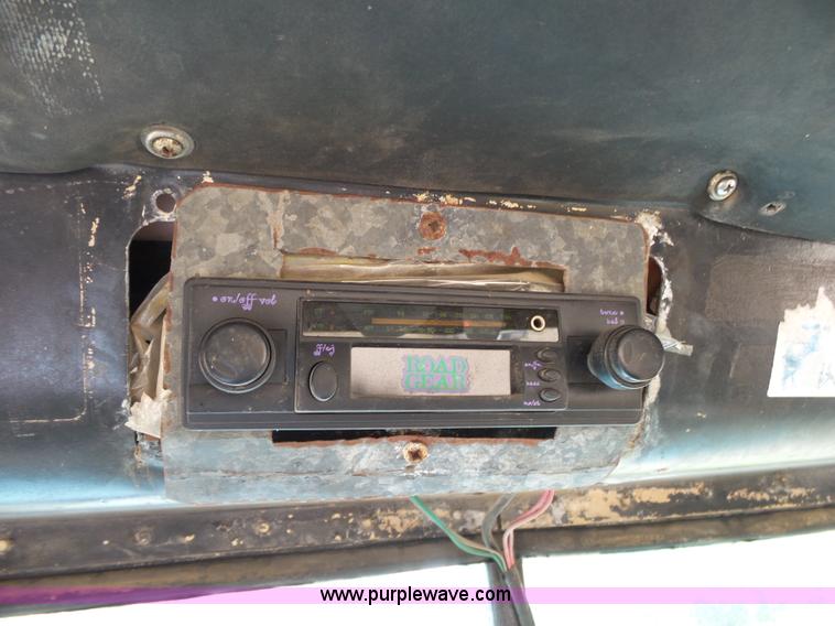 image for item K1149 1975 International Transtar 4300 semi truck