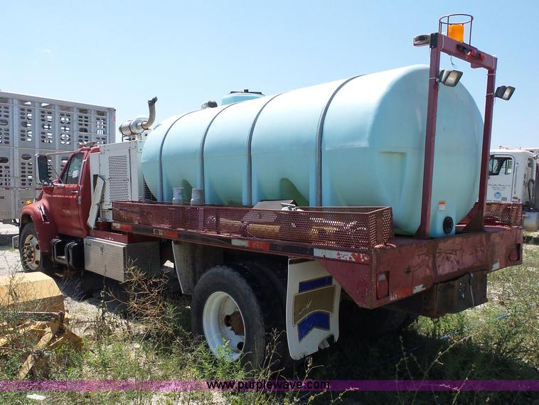 image for item K1696 1996 Ford F800 Super Duty Jetter vacuum truck