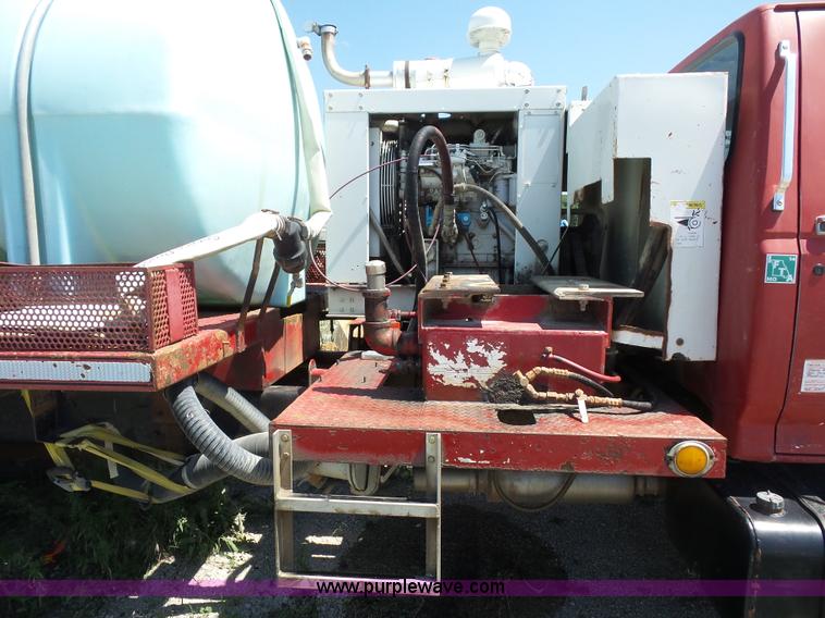 image for item K1696 1996 Ford F800 Super Duty Jetter vacuum truck