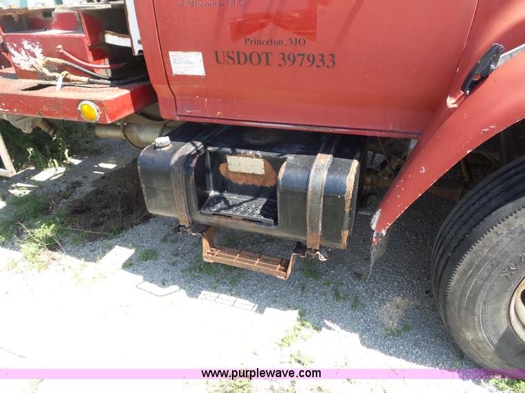 image for item K1696 1996 Ford F800 Super Duty Jetter vacuum truck