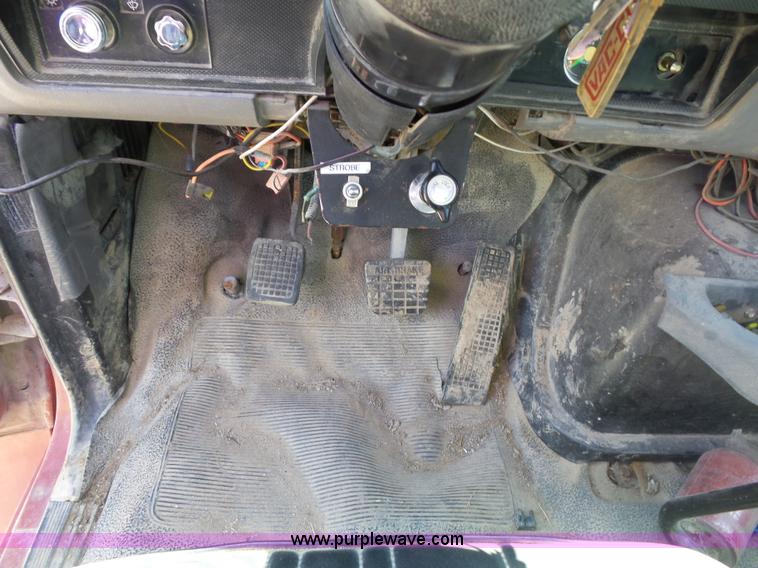 image for item K1696 1996 Ford F800 Super Duty Jetter vacuum truck