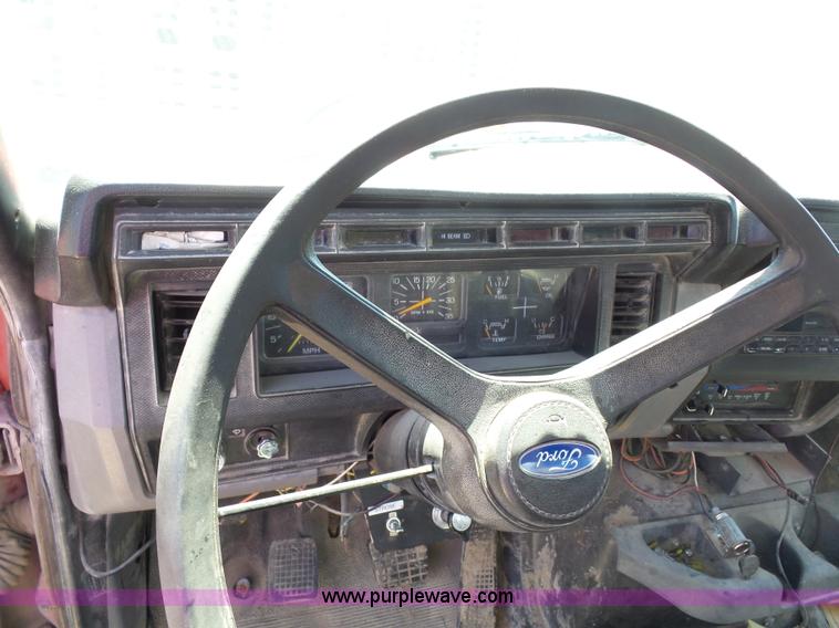 image for item K1696 1996 Ford F800 Super Duty Jetter vacuum truck