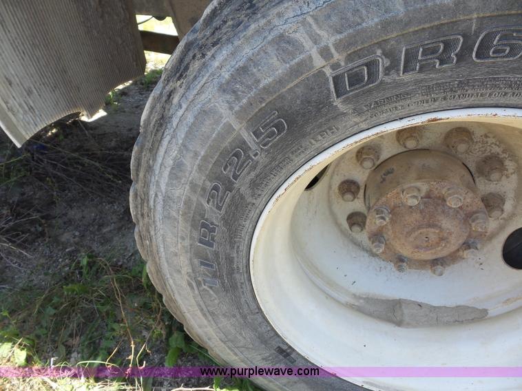 image for item K1697 1995 Ford F800 Super Duty Jetter vacuum truck