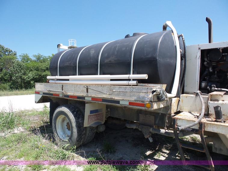 image for item K1697 1995 Ford F800 Super Duty Jetter vacuum truck