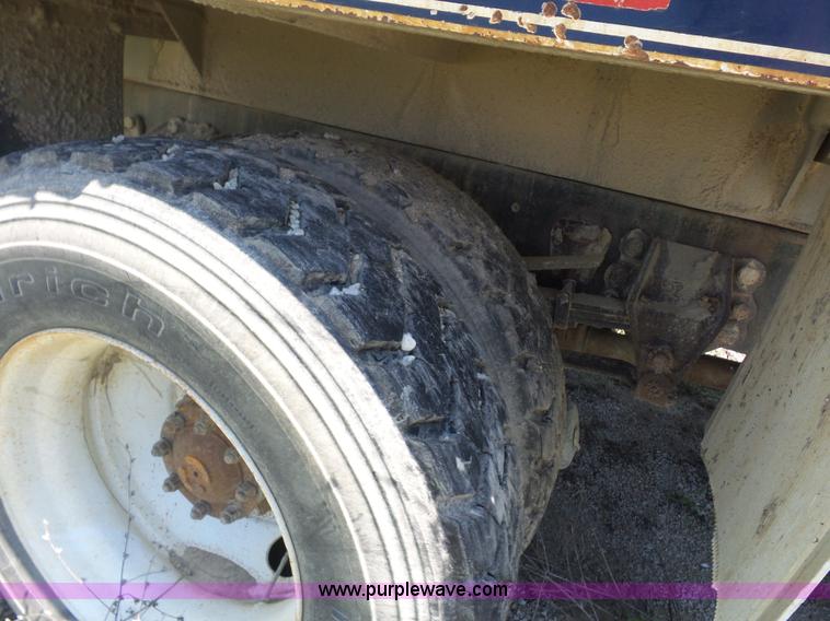 image for item K1697 1995 Ford F800 Super Duty Jetter vacuum truck