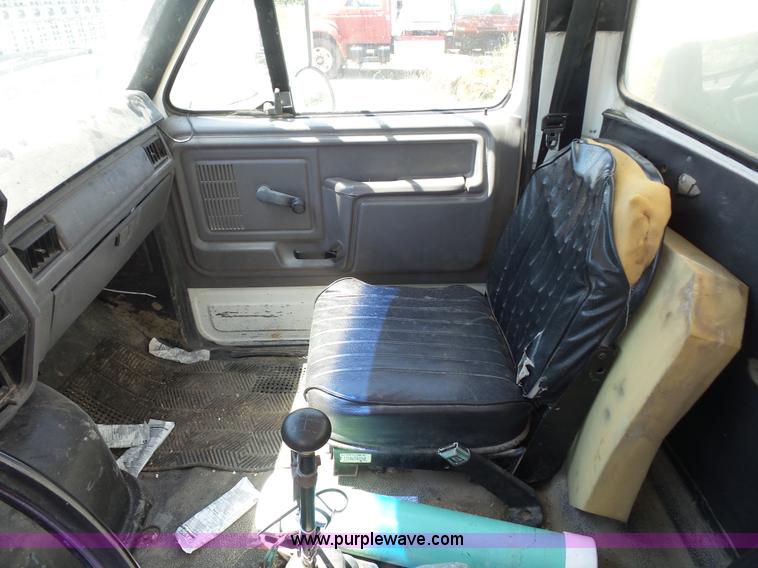 image for item K1697 1995 Ford F800 Super Duty Jetter vacuum truck