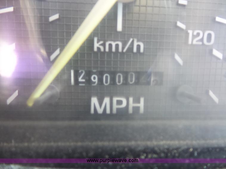 image for item K1697 1995 Ford F800 Super Duty Jetter vacuum truck