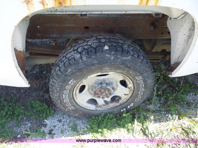 image for item K1699 2007 GMC Sierra 2500HD pickup truck